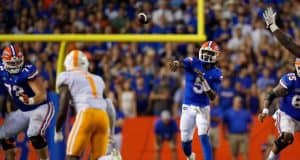 Florida Gators quarterback Emory Jones throws against Tennessee-1280x853