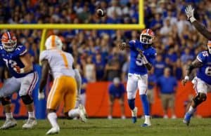 Florida Gators quarterback Emory Jones throws against Tennessee-1280x853