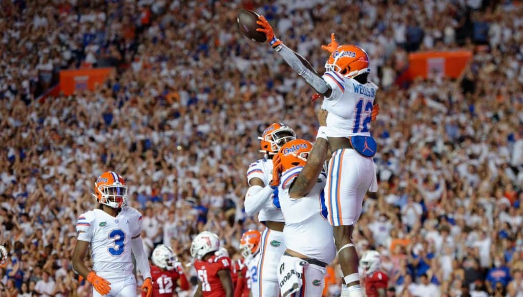 Florida Gators receiver Rick Wells scores against FAU in the Swamp-1280x852