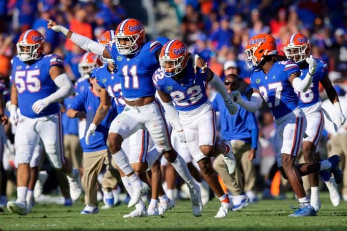Florida Gators linebacker Mohamoud Diabate and Rashad Torrence against Georgia- 1280x854