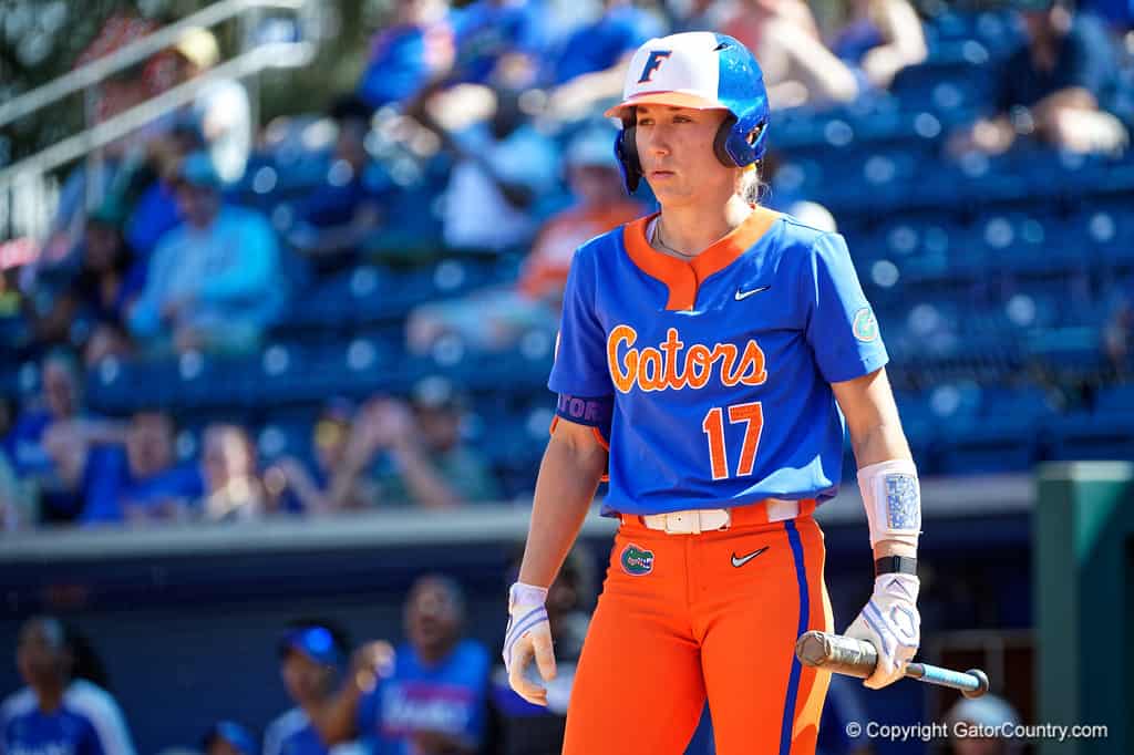 Wallace's 7 RBI's leads UF softball to 13-4 win over No. 12 Georgia