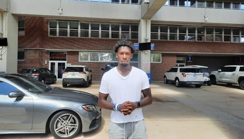 Defensive back Jordan Castell on his official visit to Florida-1280x720