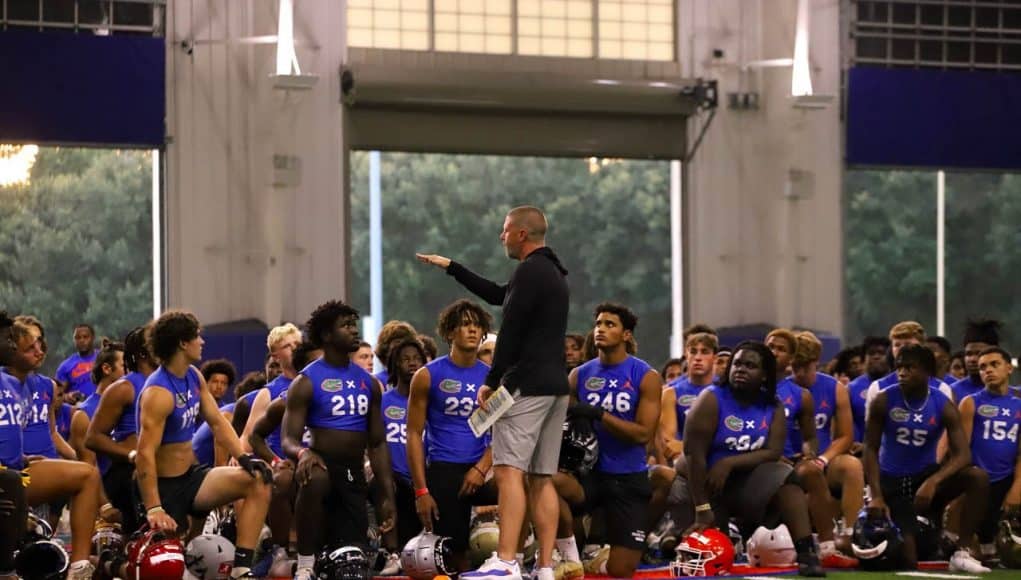 Billy Napier talks to recruits at Friday Night Lights.-1280x853