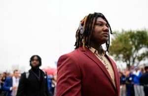 Florida Gators defensive lineman Gervon Dexter at Gator Walk before UGA-1280x853