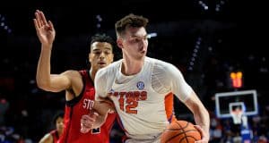 Florida Gators center Colin Castleton moves against the Stony Brook- 1280x853