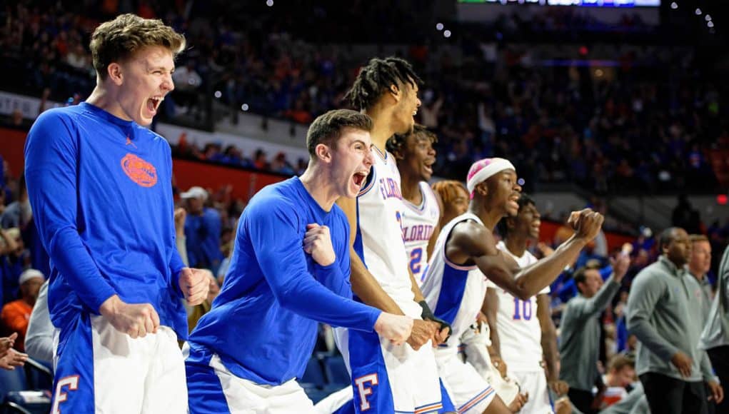 Florida Gators' basketball team celebrates a win over the Georgia Bulldogs-1280x853