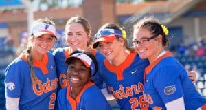 The Florida Gators softball team poses for photos before the Bowling Green game- 1280x853
