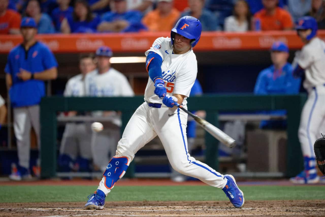 BT Riopelle’s walkoff bomb puts Gators in winners bracket of SEC
