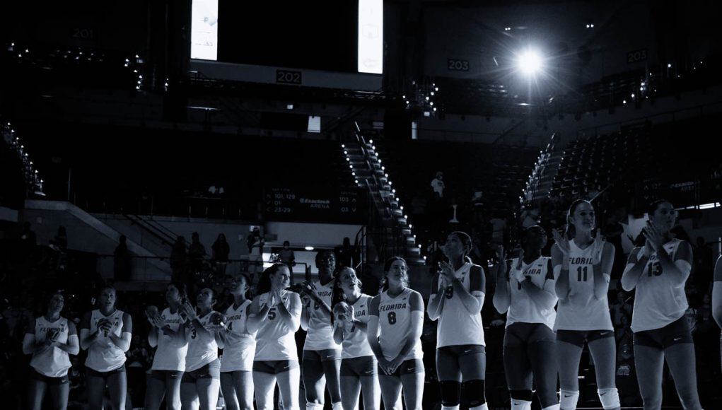 Florida Gators volleyball during introductions- 1280x1024