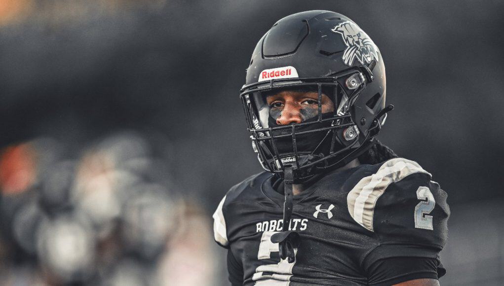 Florida Gators linebacker commit Myles Graham playing for Buchholz- 1280x853