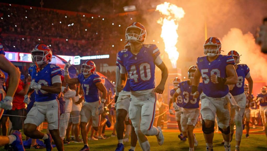 The Florida Gators run out of the tunnel before teh UCF game- 1280x853
