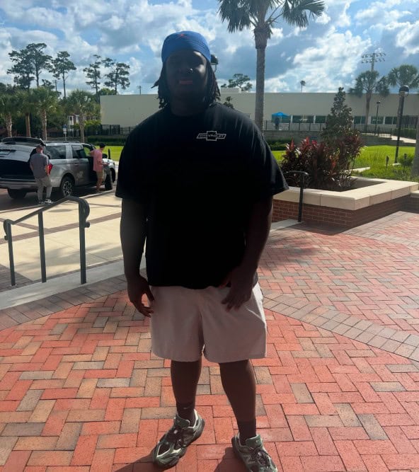 OL Desmond Green on his Florida Gators official visit-592x667