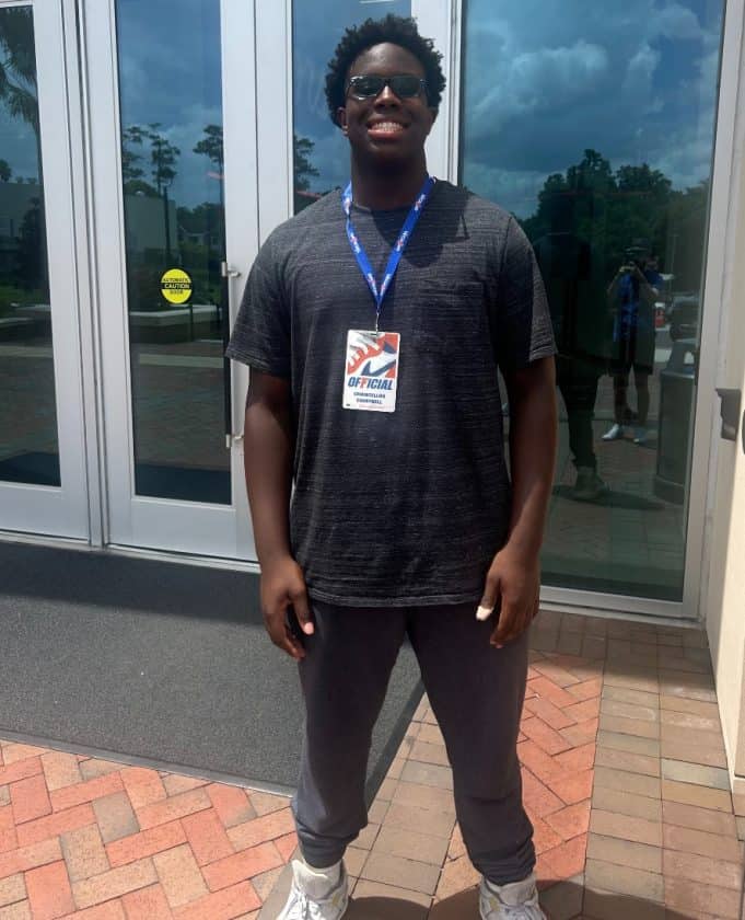 Offensive lineman Chancellor Campbell on his Florida OV- 888x1095