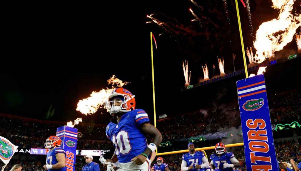 Florida Gators wide receiver Tank Hawkins #10_University of Florida Gators vs Kentucky Wildcats_0130