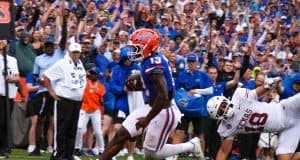 The Florida Gators upset the Texas Longhorns 29-21 in the Swamp Running back Jaden Baugh scores against the Texas Longhorns in the Swamp-1280x853